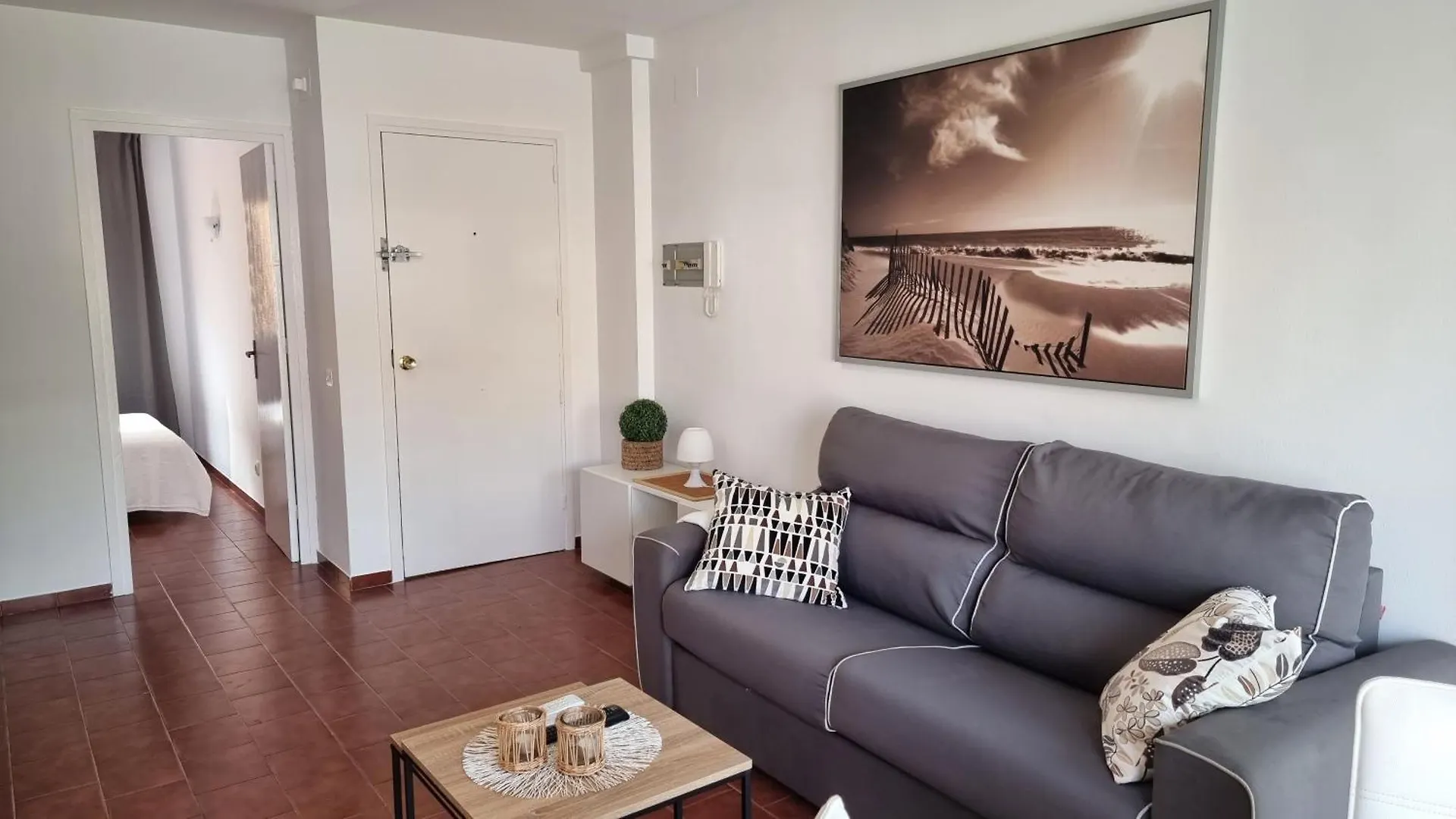 Apartamento A 200 M De La Playa Con Vista A La Piscina Y Parking Cubierto Gratuito Empuriabrava